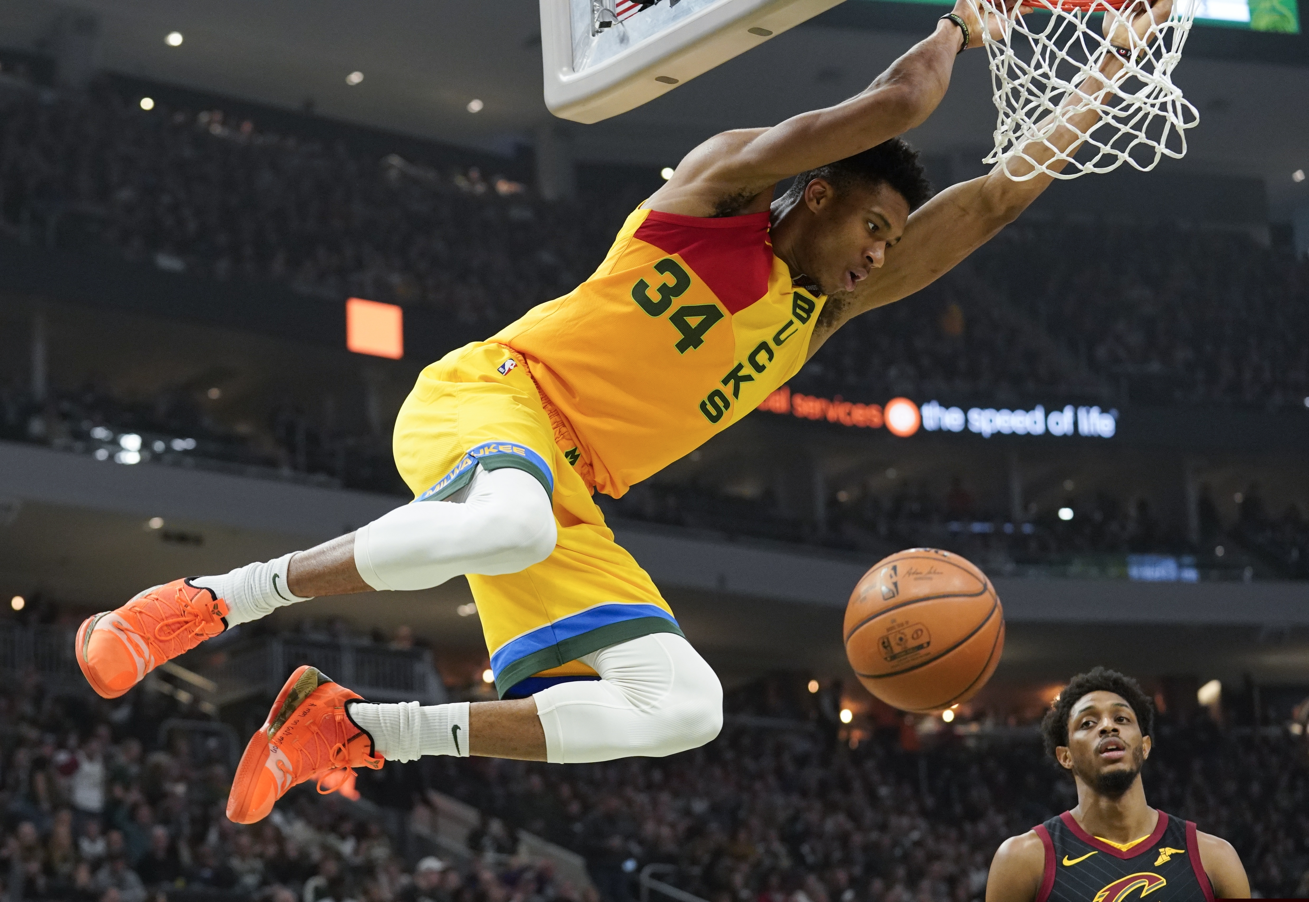 Milwaukee Bucks' Giannis Antetokounmpo dunks during the first half of an NBA basketball game against the Cleveland Cavaliers Sunday, March 24, 2019, in Milwaukee. (AP Photo/Morry Gash)