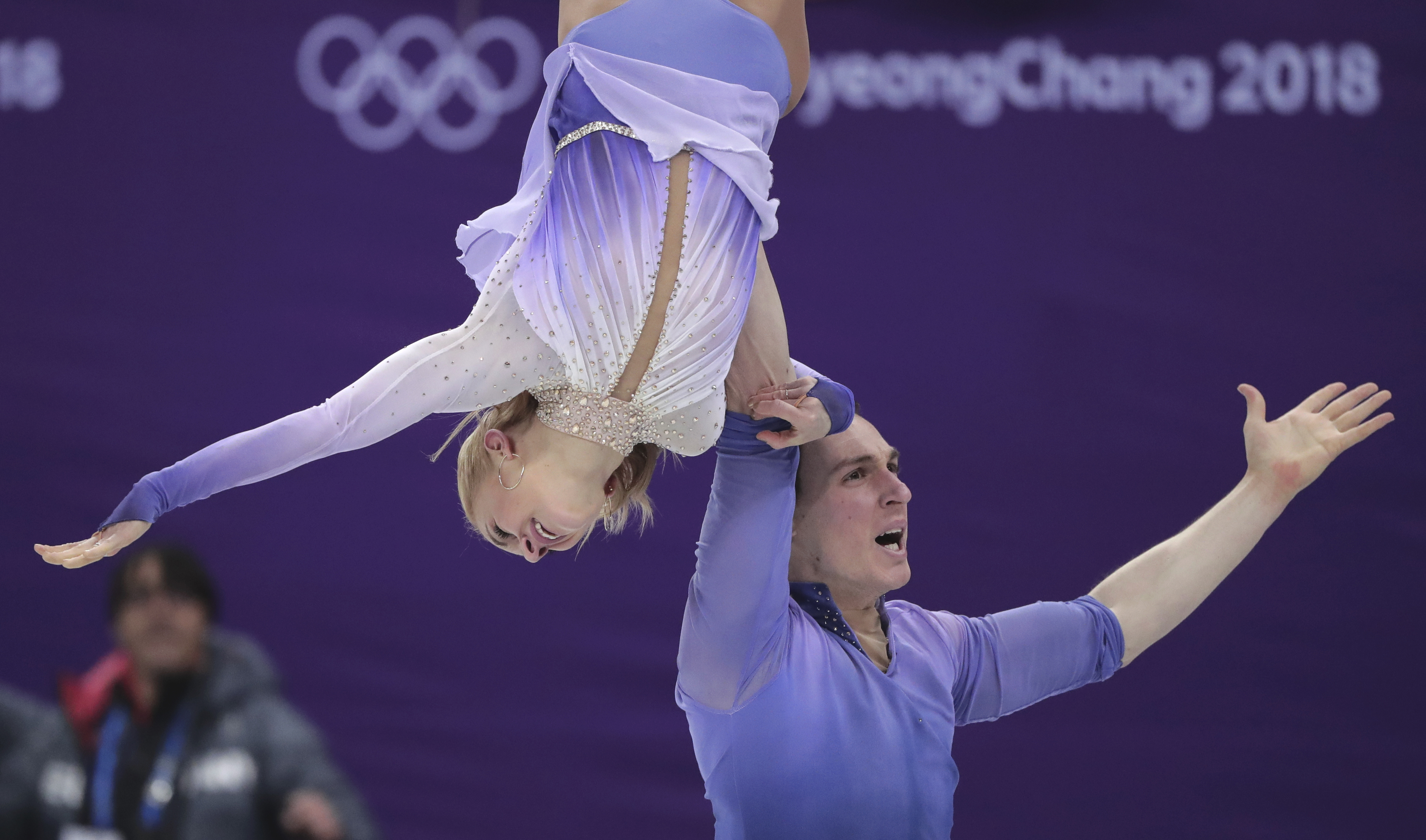 Savchenko and Massot flawless in winning pairs gold for Germany