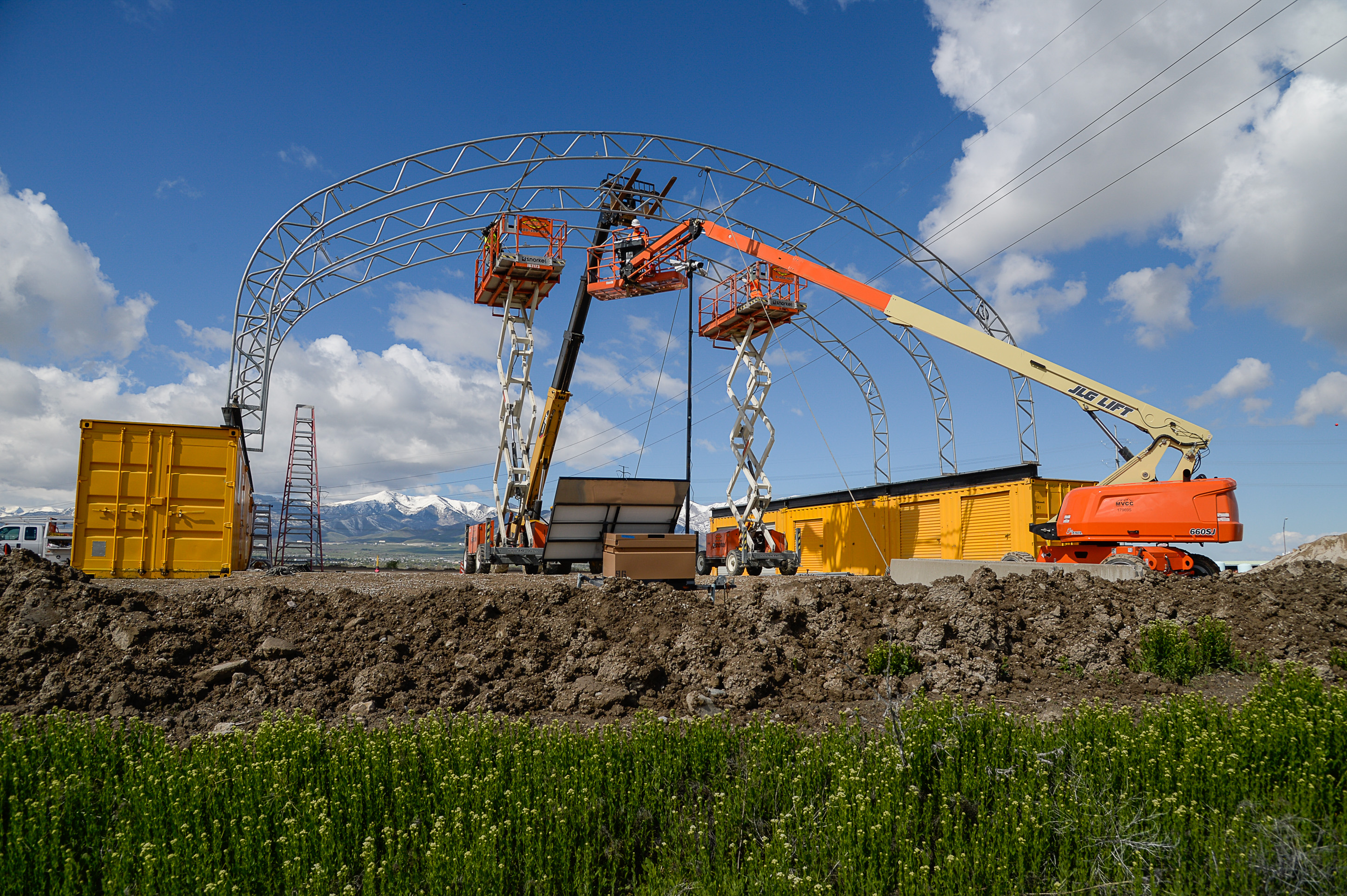 (Francisco Kjolseth | The Salt Lake Tribune) Crews begin building a storage facility near 5600 West and the S.R. 201 as part of the Utah Department of Transportation's top construction project which will link the Mountain View Corridor from 4100 South to S.R. 201. The $335 million four-mile project, includes four lanes (two in each direction) and 13 new bridges.