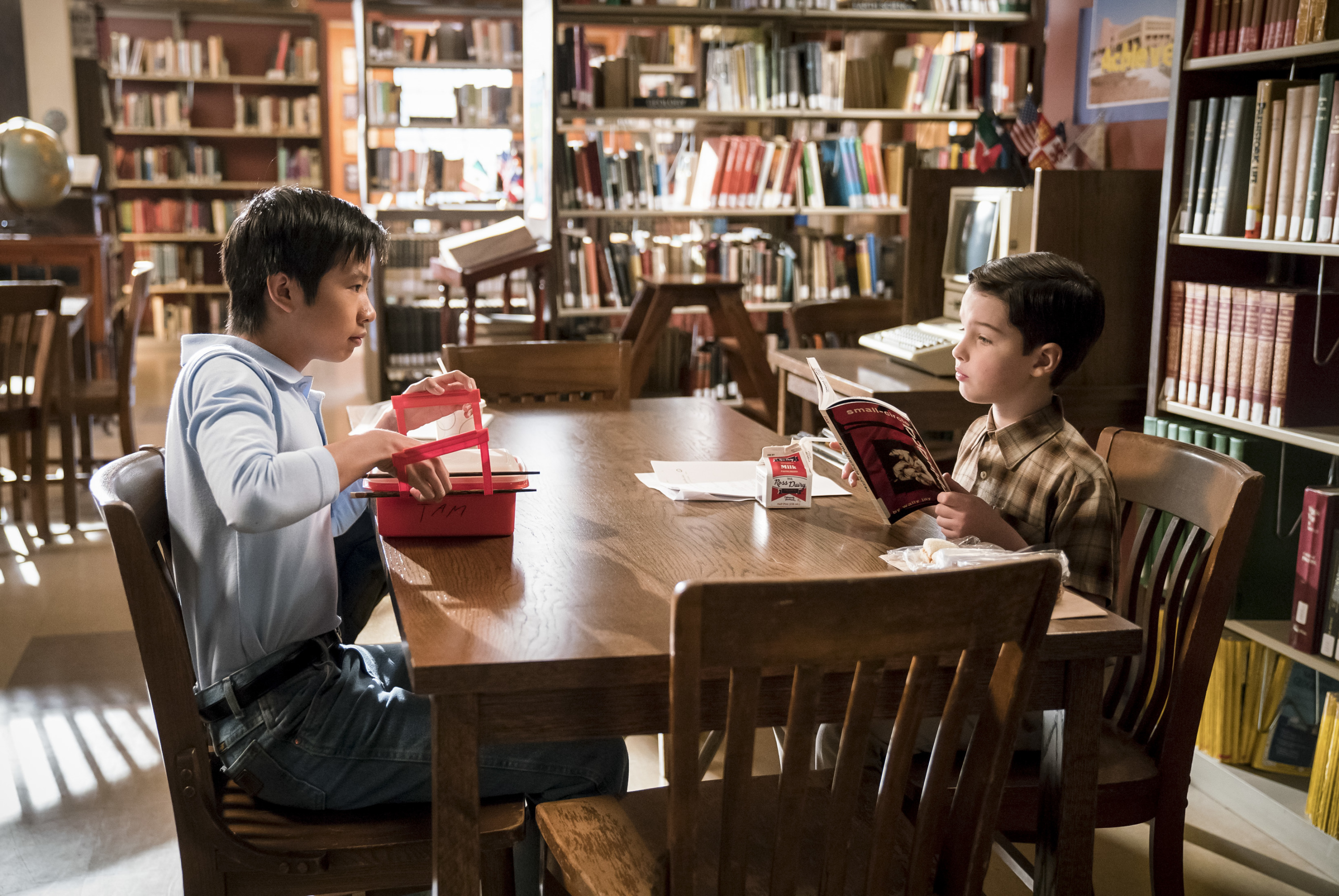 셸던 리처드슨과 무하마드 윌커슨 Young Sheldon
