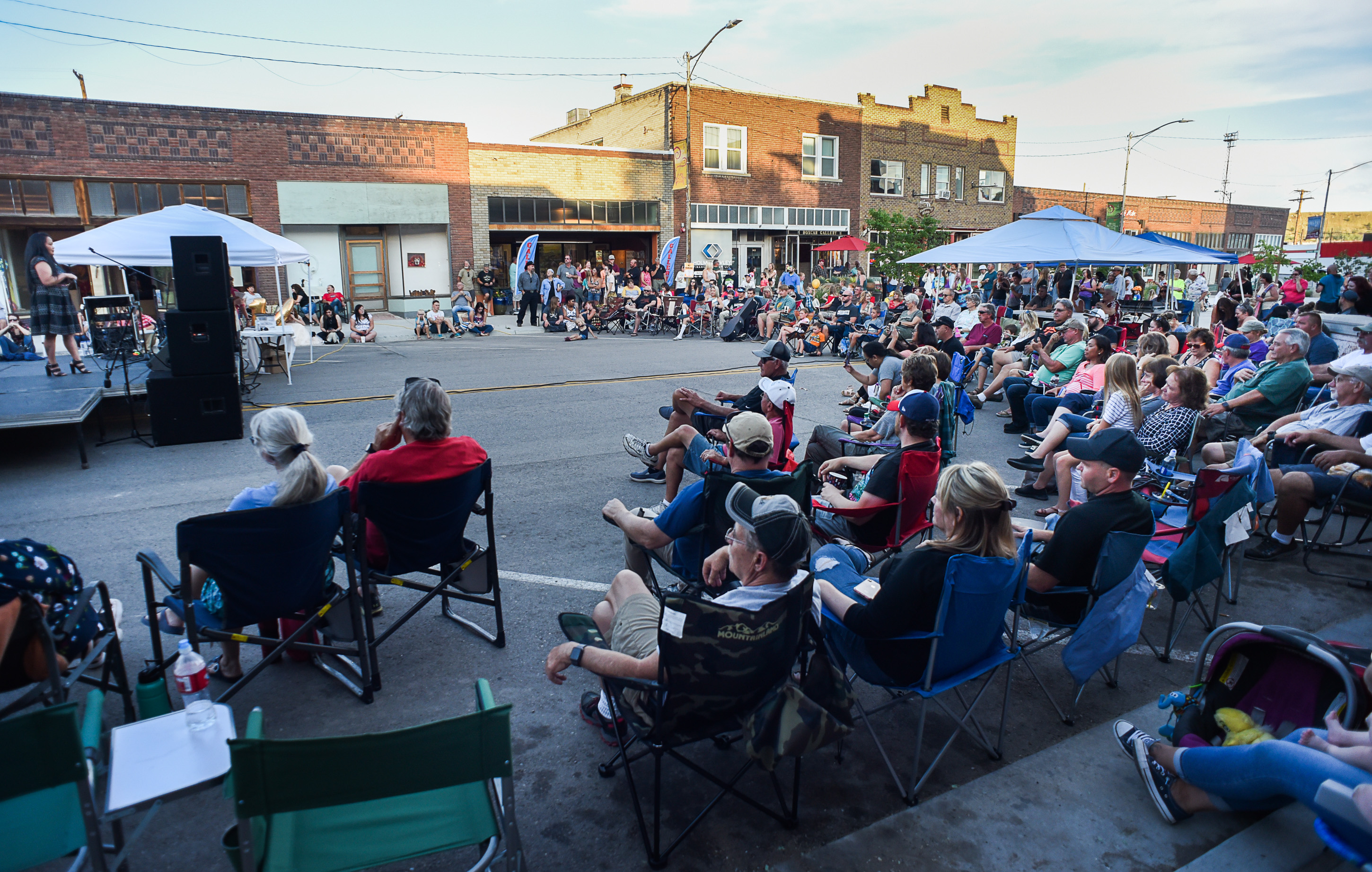 Francisco KjolsethHelper is becoming an artists spot, as