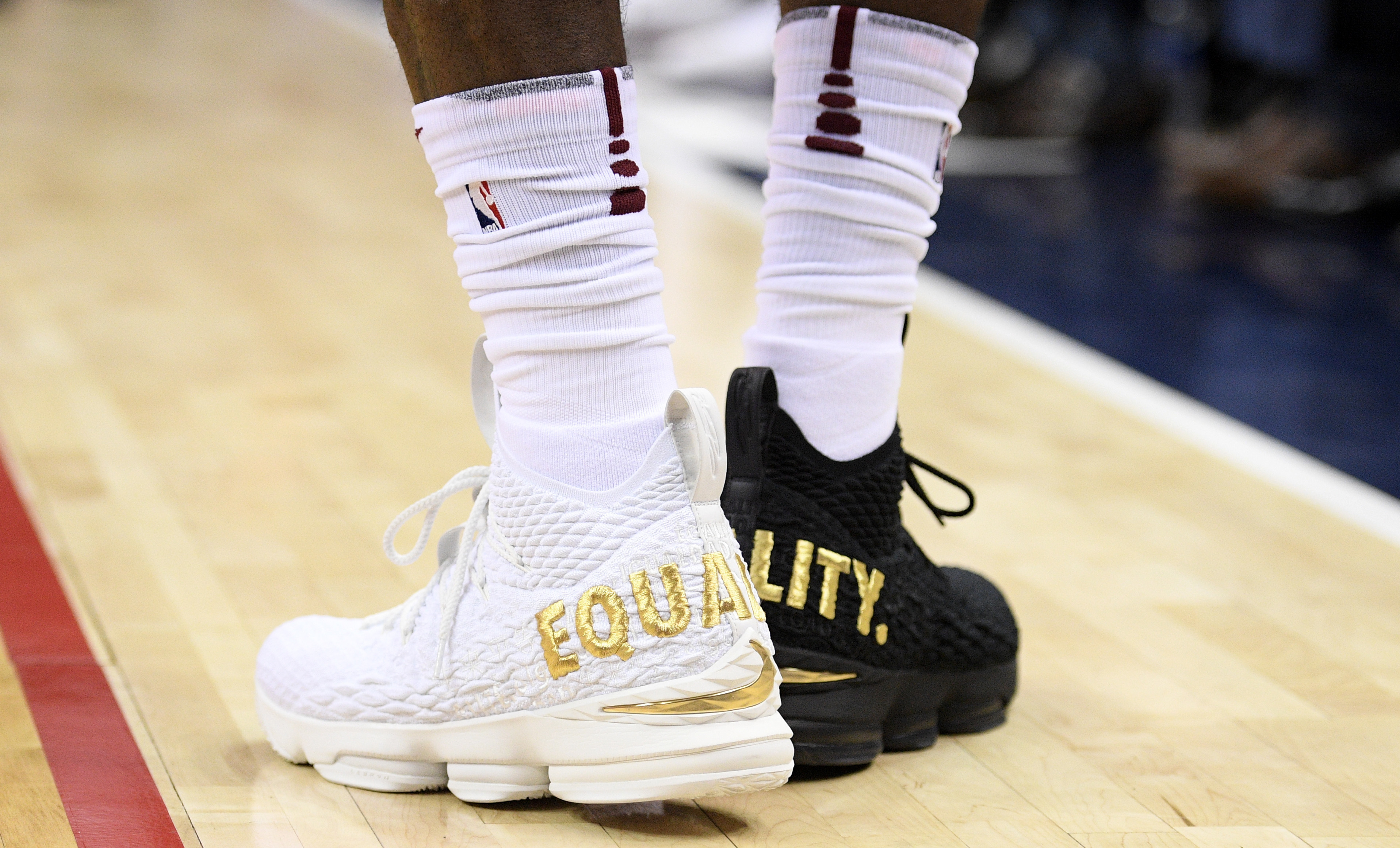 lebron james shoes gold