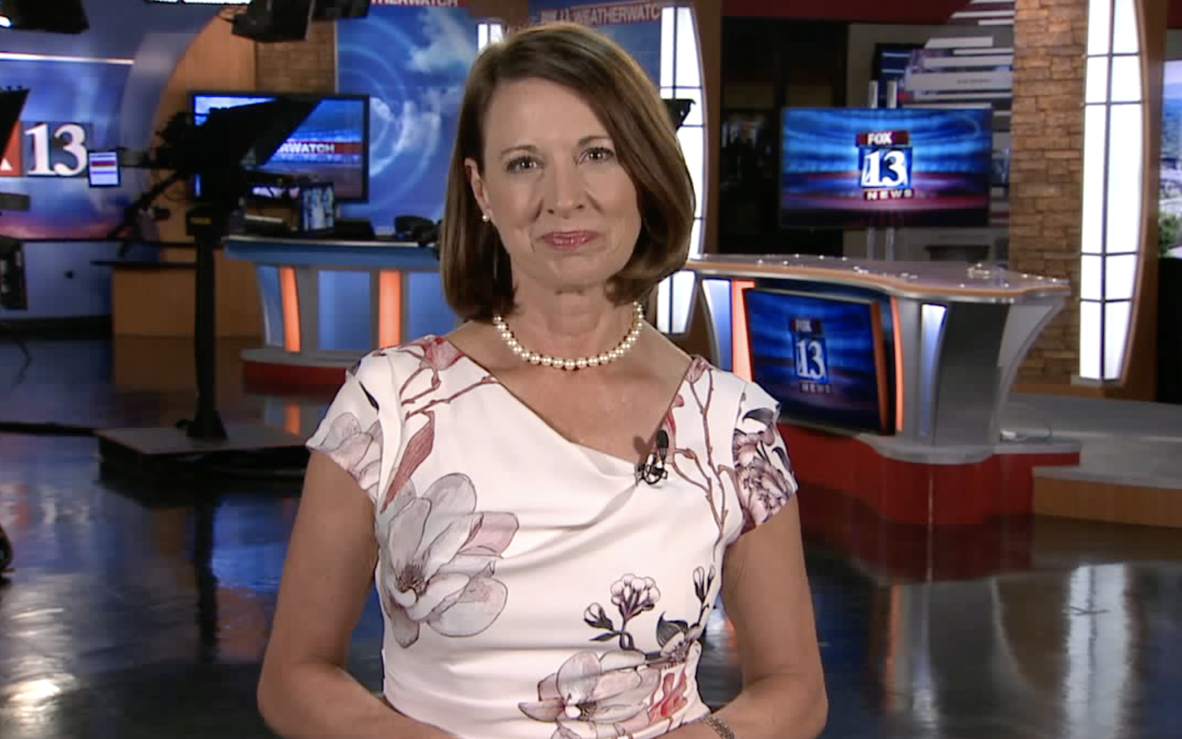 Hope Woodside leaves FOX 13 after almost 23 years behind the anchor desk