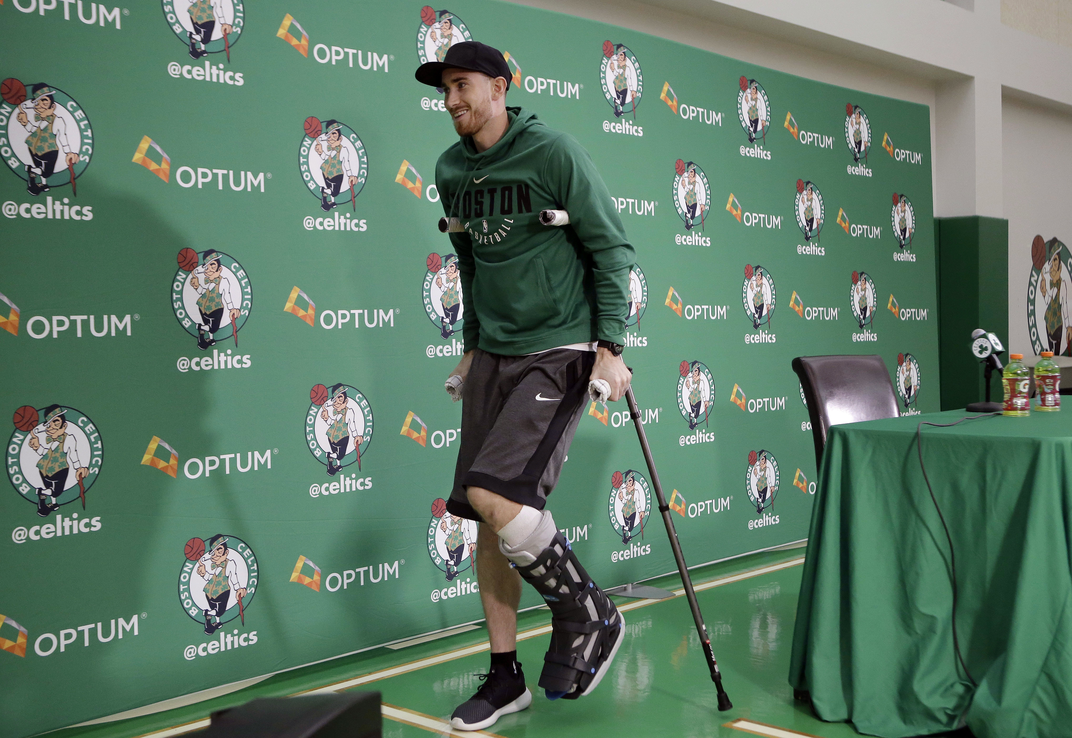 Boston announces that Gordon Hayward will miss 4 weeks with a right ankle  sprain. For more: on.nba.com/2Q5DR3G, image size:4500x3098